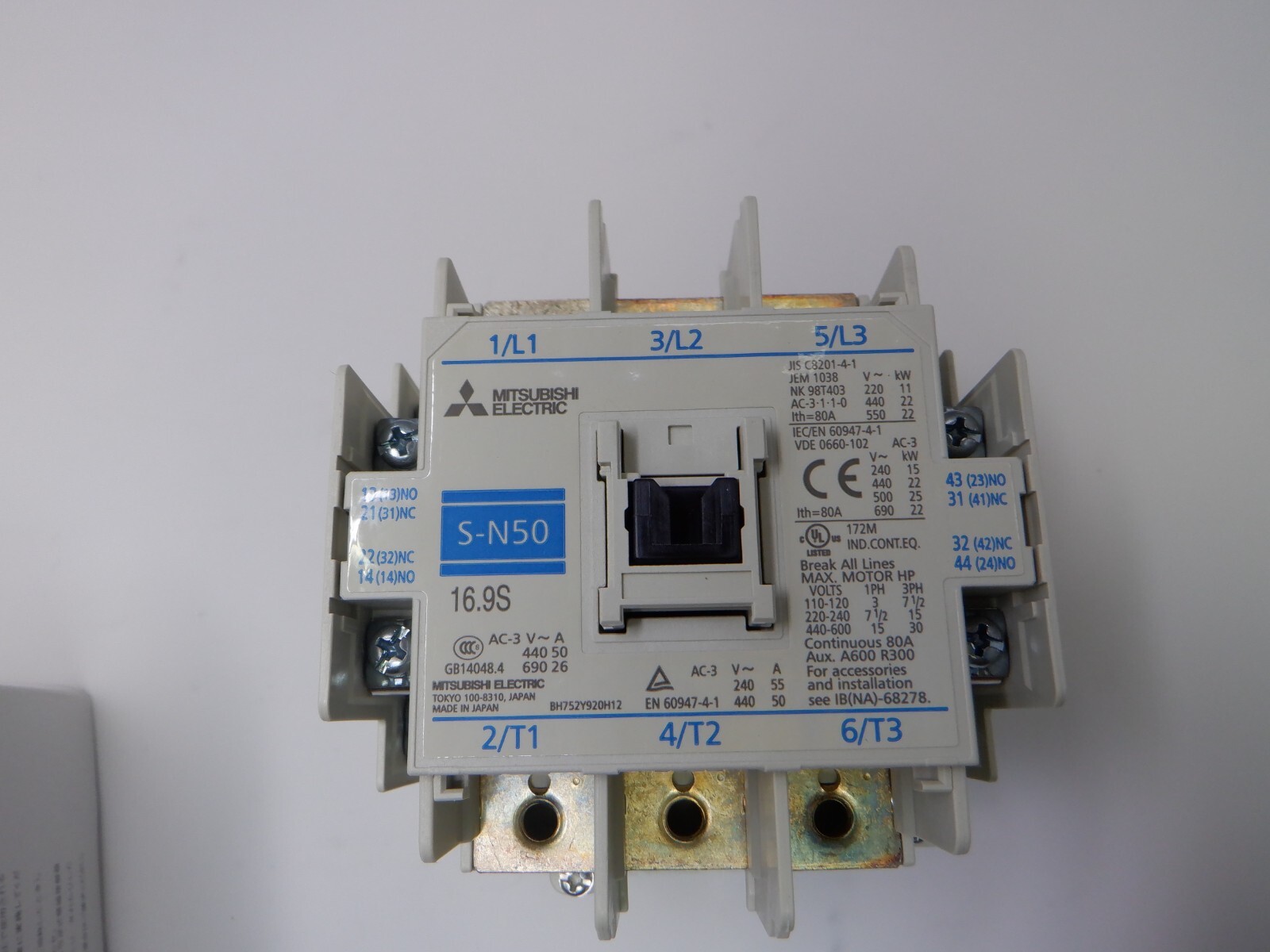 Mitsubishi S-N50 Magnetic Contactor 380-440V new