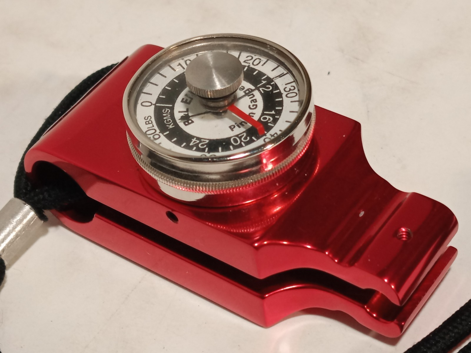 B&L Engineering PG-60 pinch gauge, 60 lb/24 kg hand strength tester red As shown
