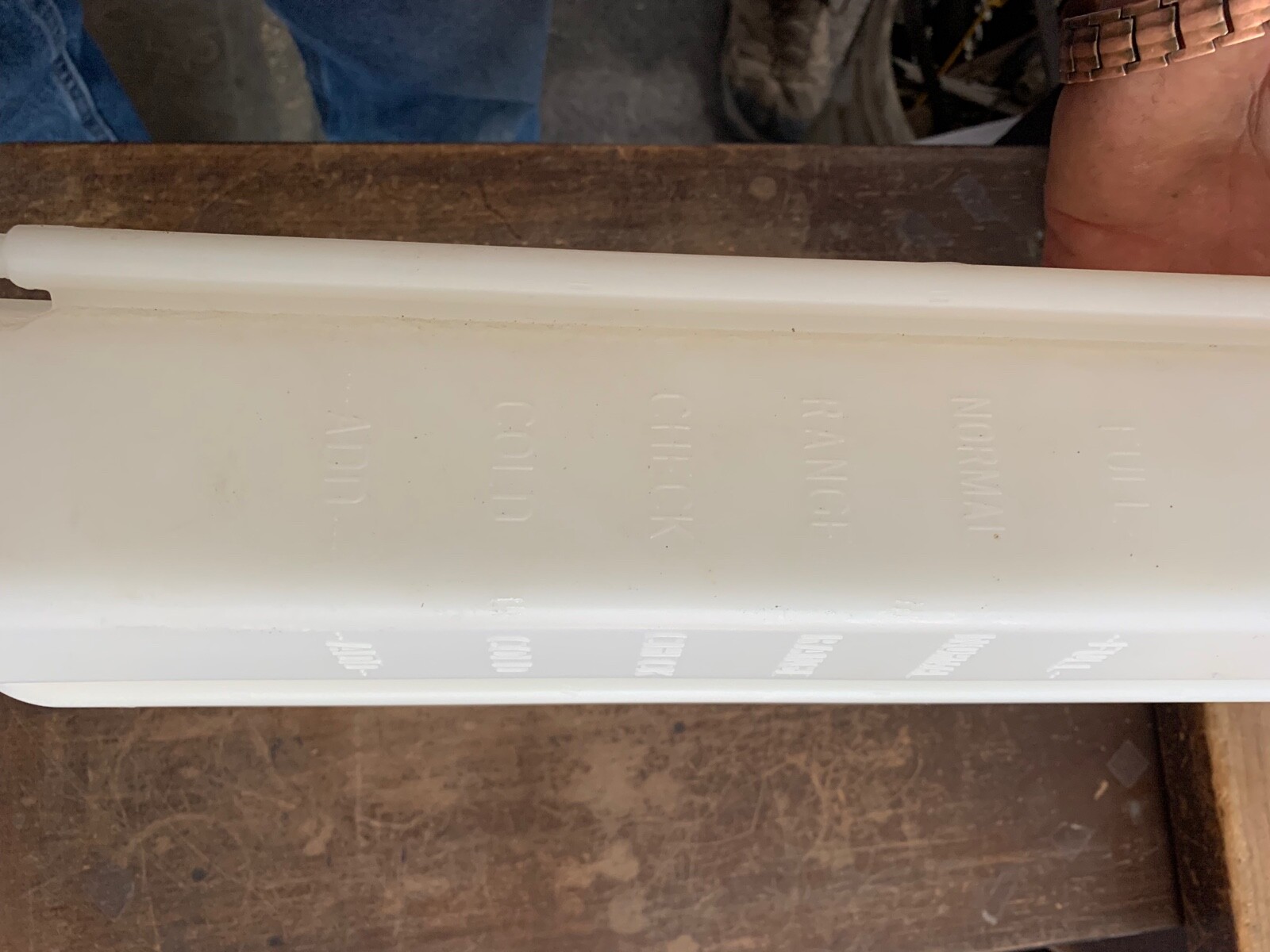 Coolant recovery tank reservoir fits many Case New Holland skid steer 87020980