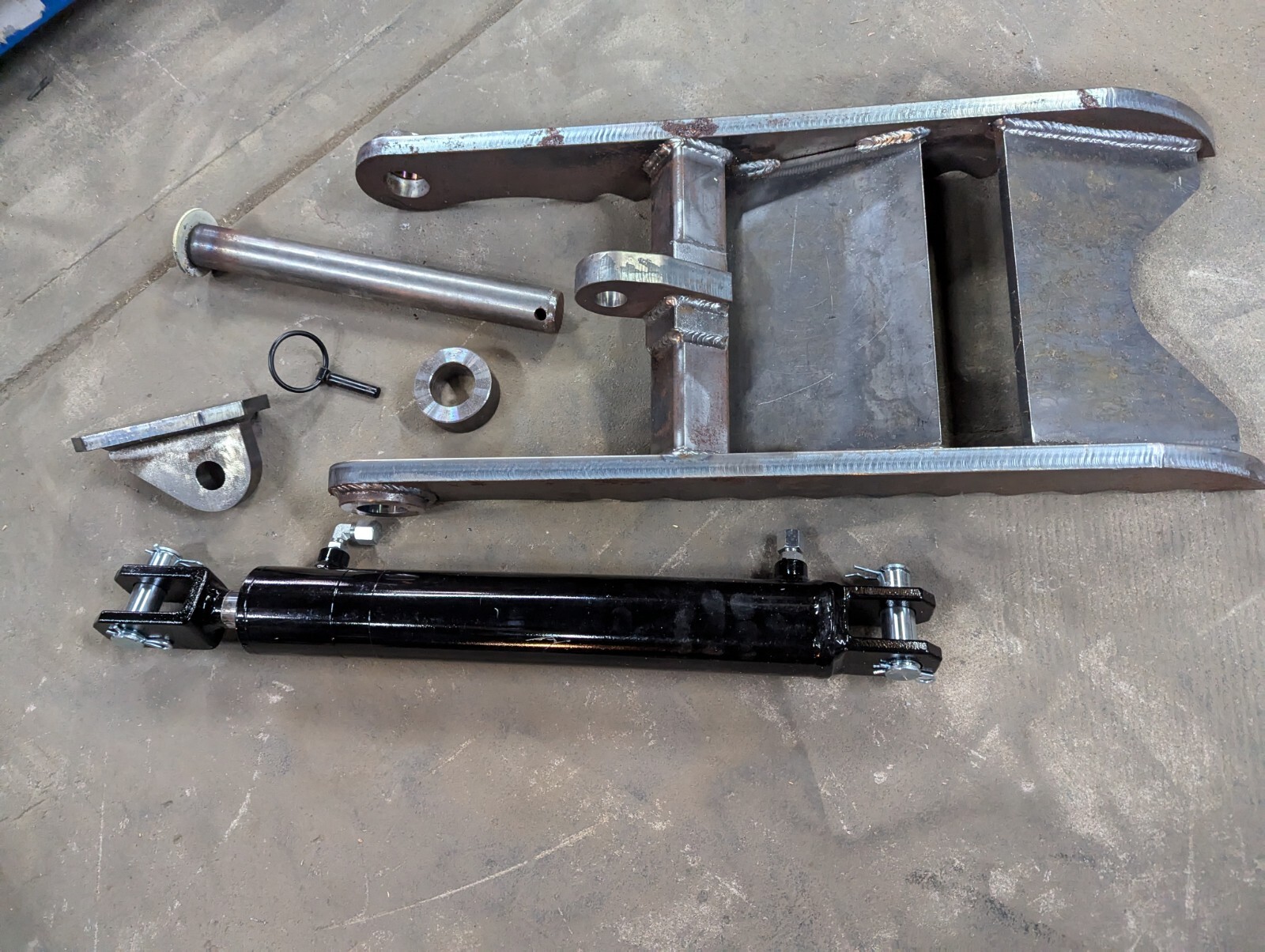 NEW MINI EXCAVATOR HYDRAULIC THUMB 40mm Wacker Nussan 28 IHI 35N