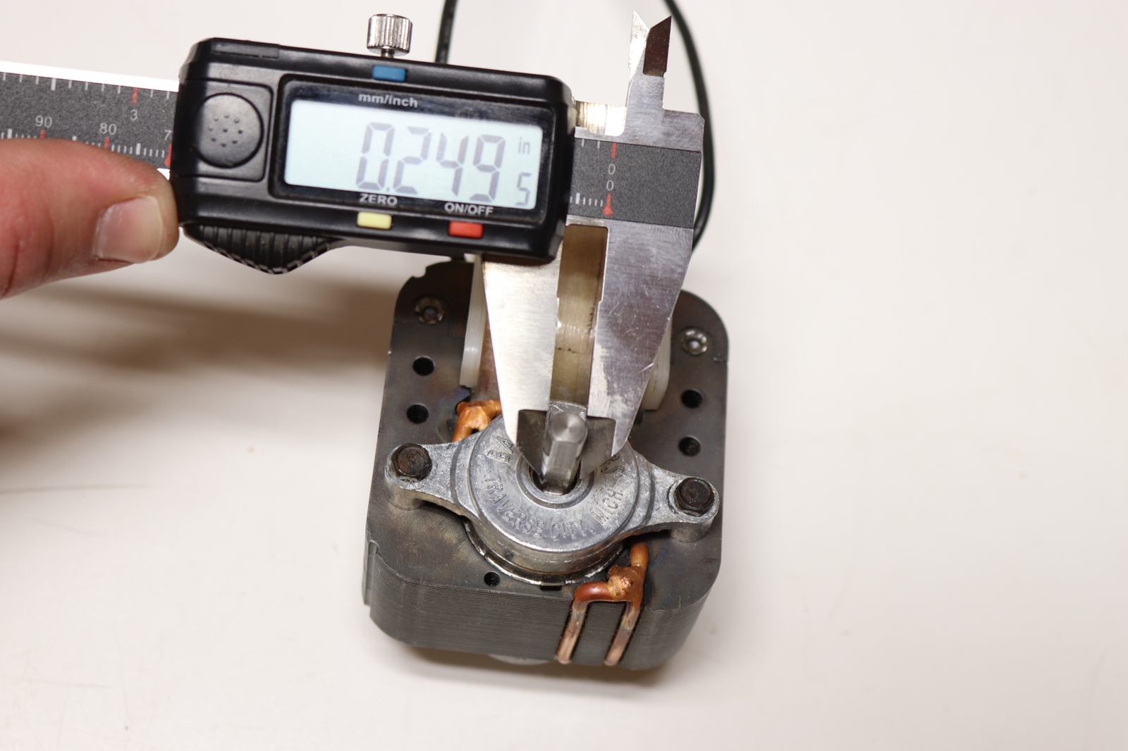 Bay Motors 5A143-84 Shaded Pole C-Frame Motor 115V 120V 60Hz 1.75A Type:L