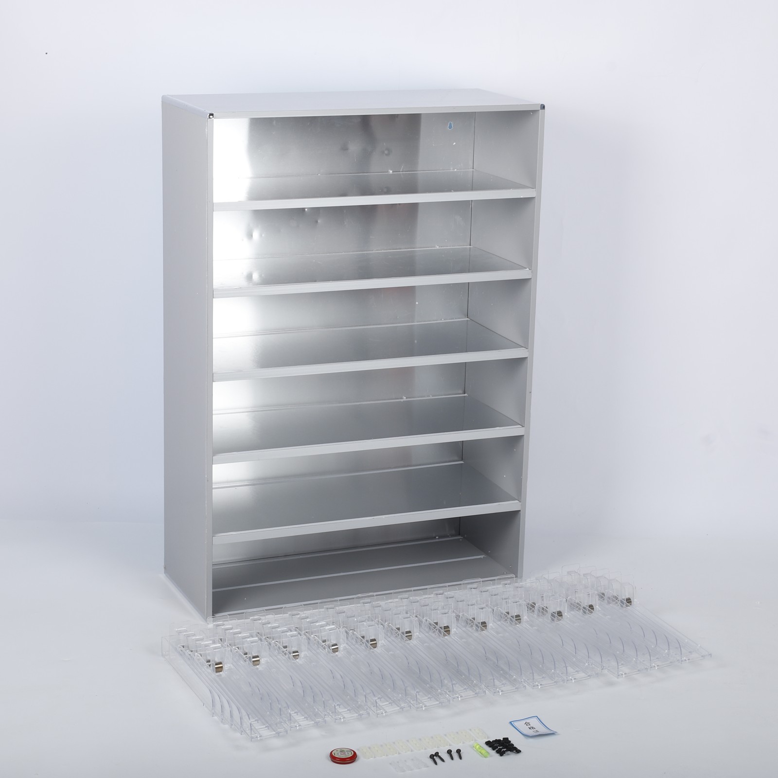 Cigarettes Retail Display Rack Aluminium Cigarettes Cabinet 6 Layers 10 Clips