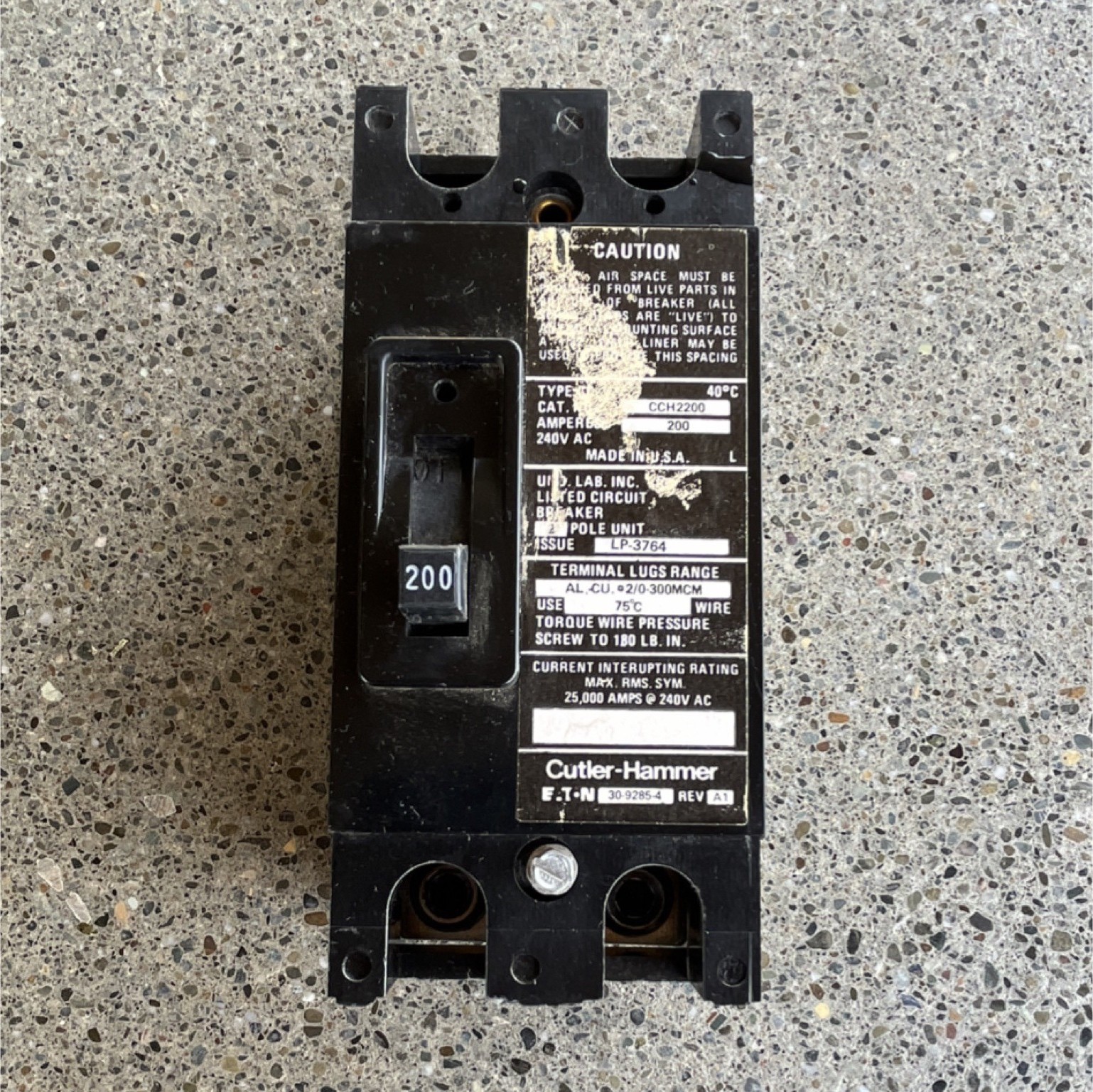 Cutler-Hammer CCH2200 200A 2-Pole Main Breaker 201-250V Thermal Overload