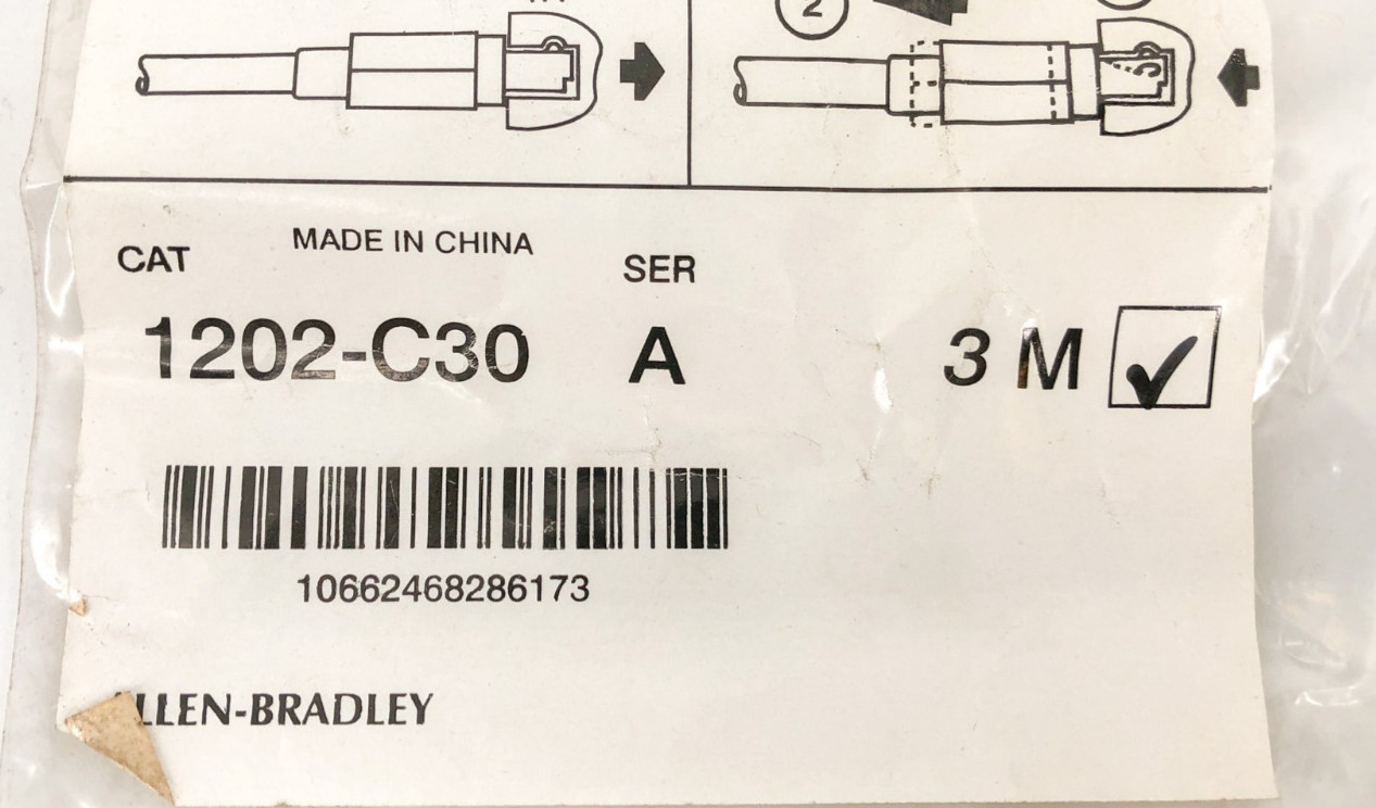 New Allen Bradley 20-HIM-B1 Bezel Kit w/ 1202-C30 Cable IP 20 NEMA Type 1