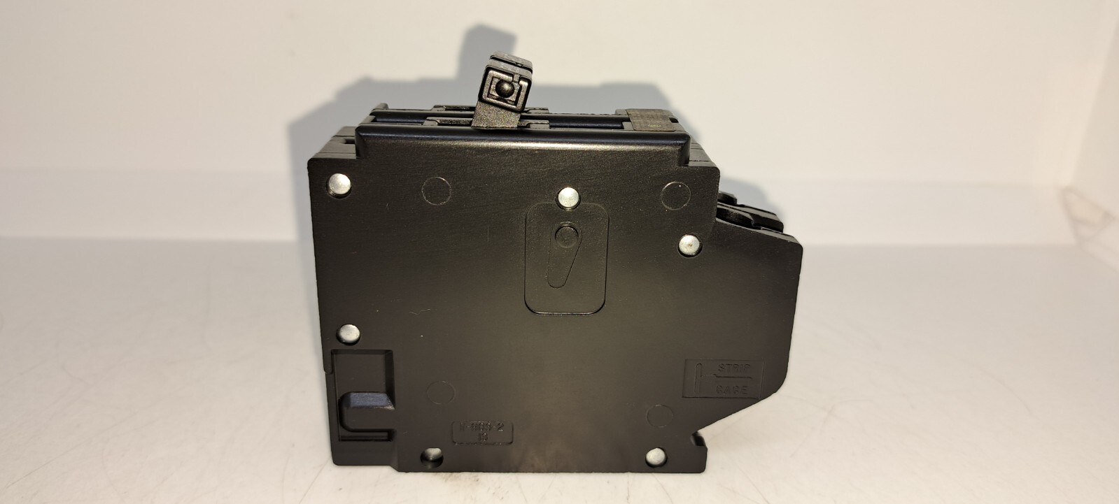 Challenger General Switch A2020 20 Amp Twin Tandem Single Pole A2020 Breaker