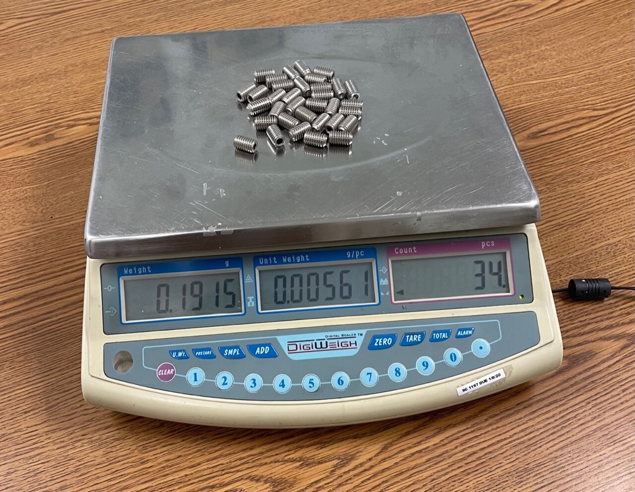 DigiWeigh, DWP-98CBH Digital Counting Scale, 9 x 11.5″ Pan, 6lb Max Capacity