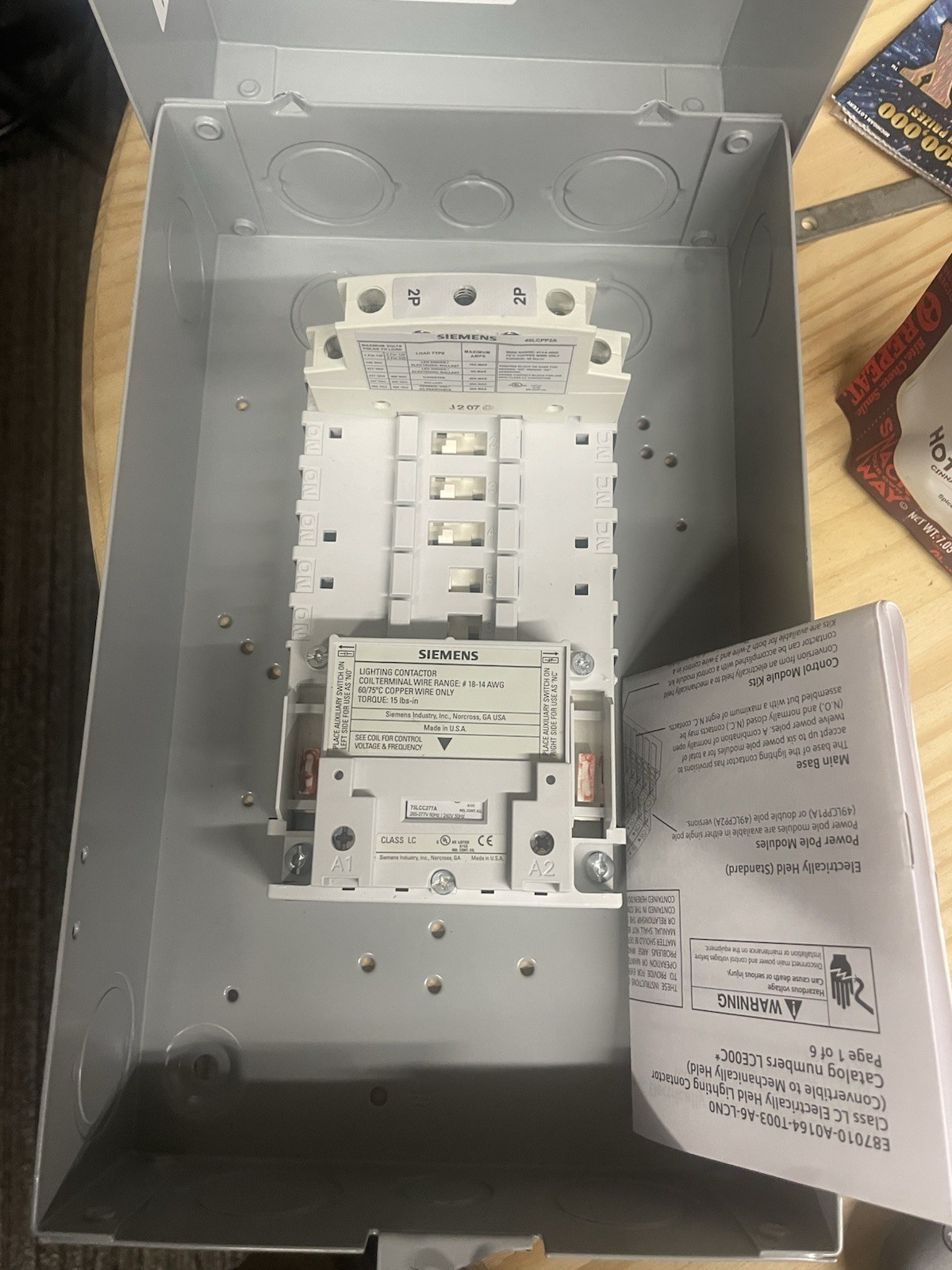 Siemens LCE01C200277A Convertible Lighting Contactor 2-NC 30A 277V Stand Alone