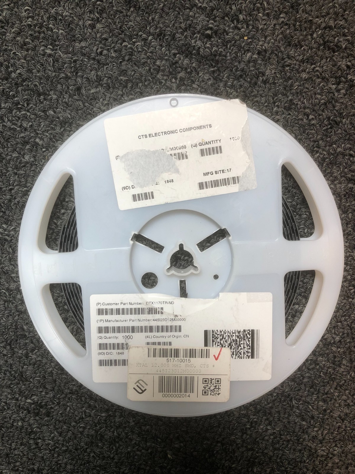 CTS 445I23D12M00000 12.000MHz SMD Crystal Oscillator Tape & Partial Reel