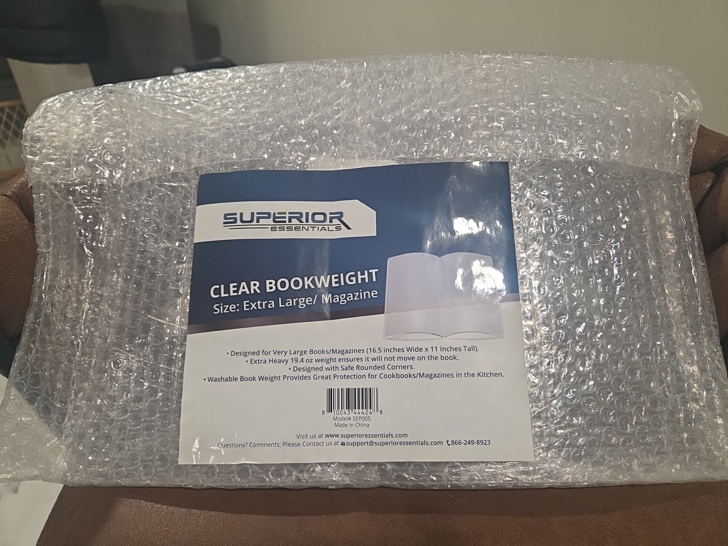 Clear Booweight Size Estra Large/Maganize Brand New
