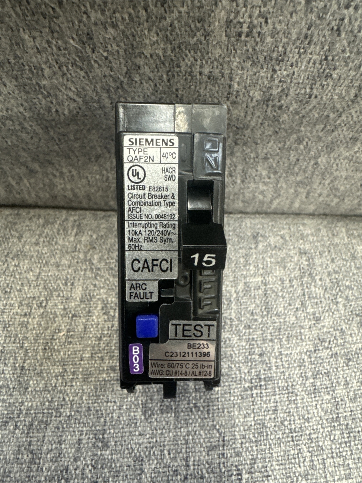 Single (1) – SIEMENS QA115AFCN 15A AFCI PLUG ON NEUTRAL (NO PIGTAIL WIRE)