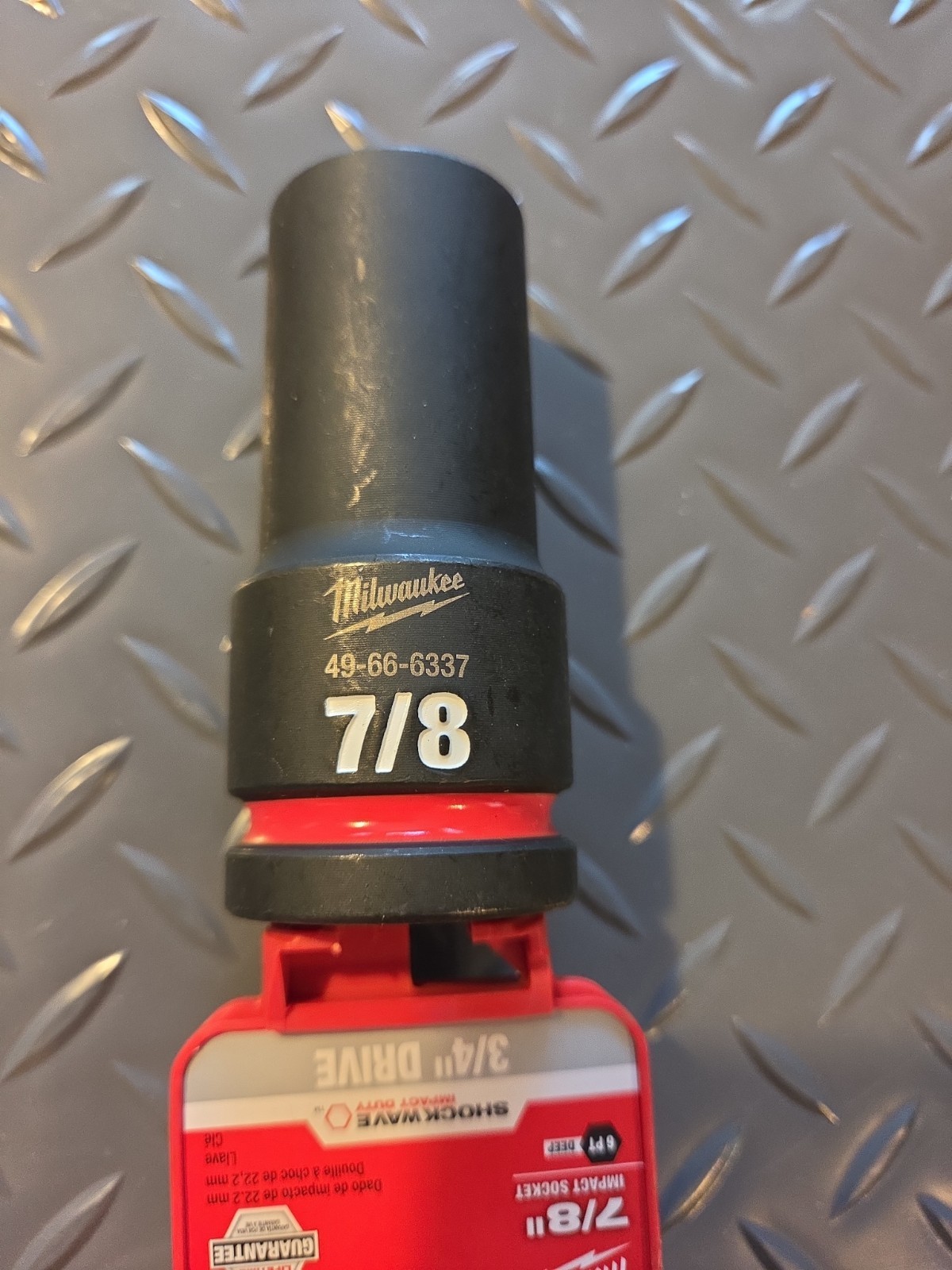 Milwaukee Tool 49-66-6337 7/8″ Shockwave Impact Duty 3/4″ Drive Deep Well