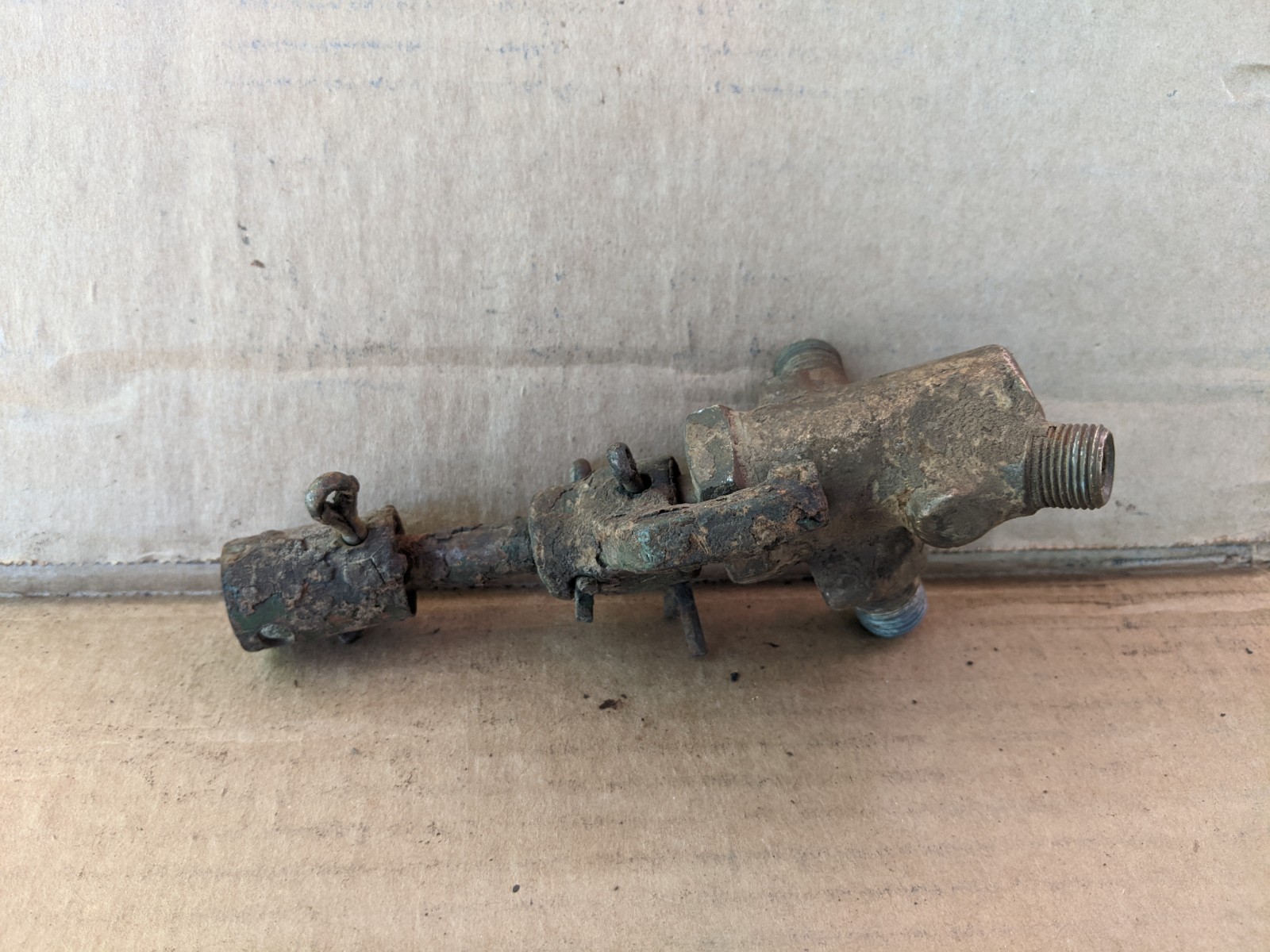 Original John Deere 3 Way Fuel Valve with Linkage A / B / G 2 cylinder tractor