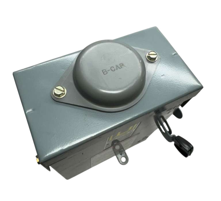 Square D D221NRB General Duty Safety Switch Series E3 30A, 240VAC, FLNR20, Fuses