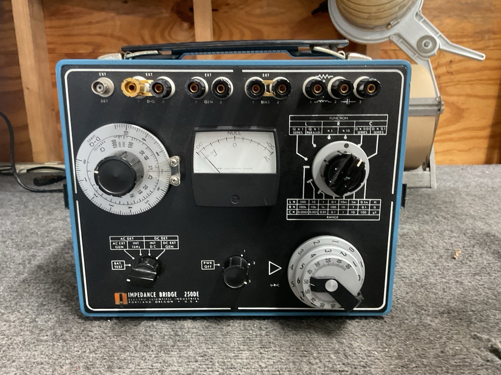 Electro Scientific Portable Impedance Bridge 250DE
