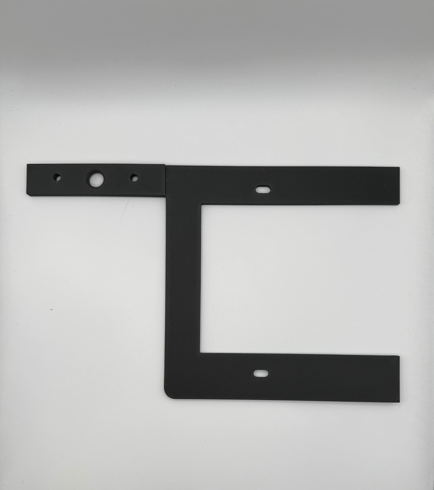 SoundOff Signal mPower 4″ Horizontal License Plate Bracket