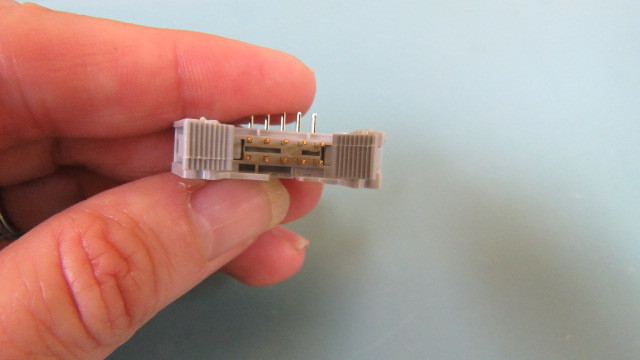 3M 3793-1502UG Qty of 20 per Lot HDR 10PIN 3W RA SNAPIN SL/.112/15AVG