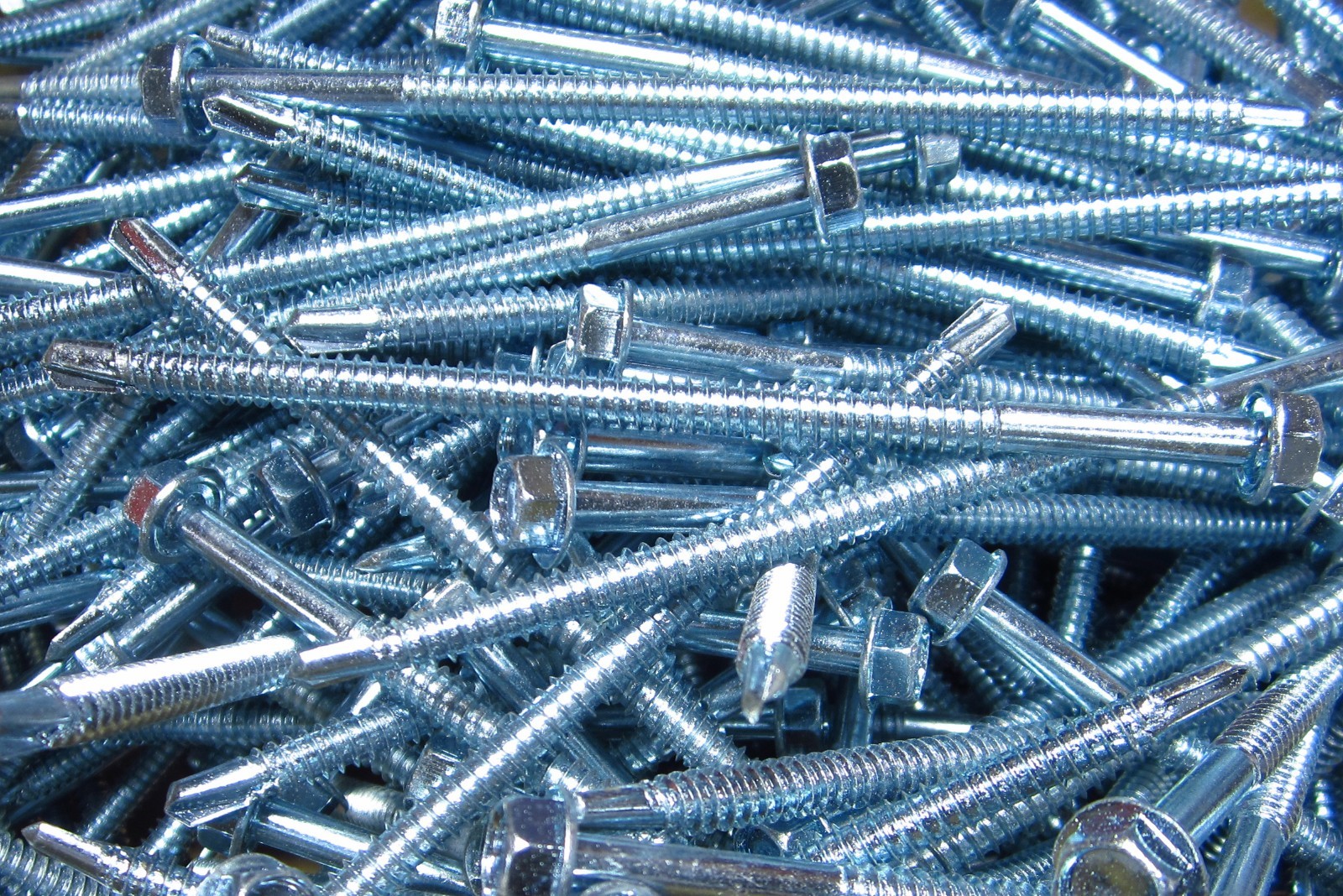 100 – 1/4″ X 5″ Hex Washer Head Self Drilling Screw Tek #3 Point Zinc IHW #14