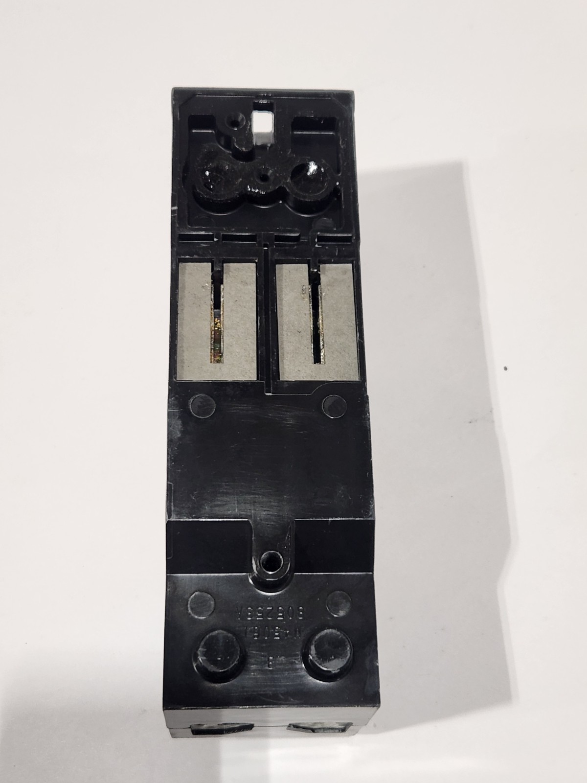 Siemens 200 Amp 2-Pole 10kA Type QN Reverse Handle Main Breaker QN2200R *