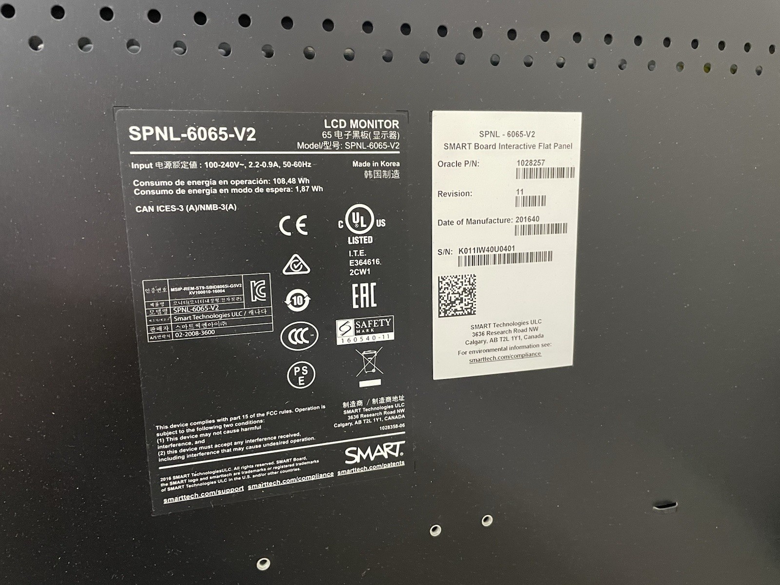 SMART Board SPNL 6065-V2 1028257 65″ Interactive Touchscreen
