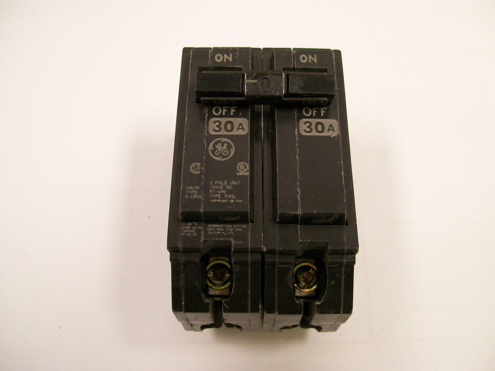 HUGE LOT GE Breakers THQL1115 THQL1120 THQL215 THQL250 THQP115 THQP230 THQL21100