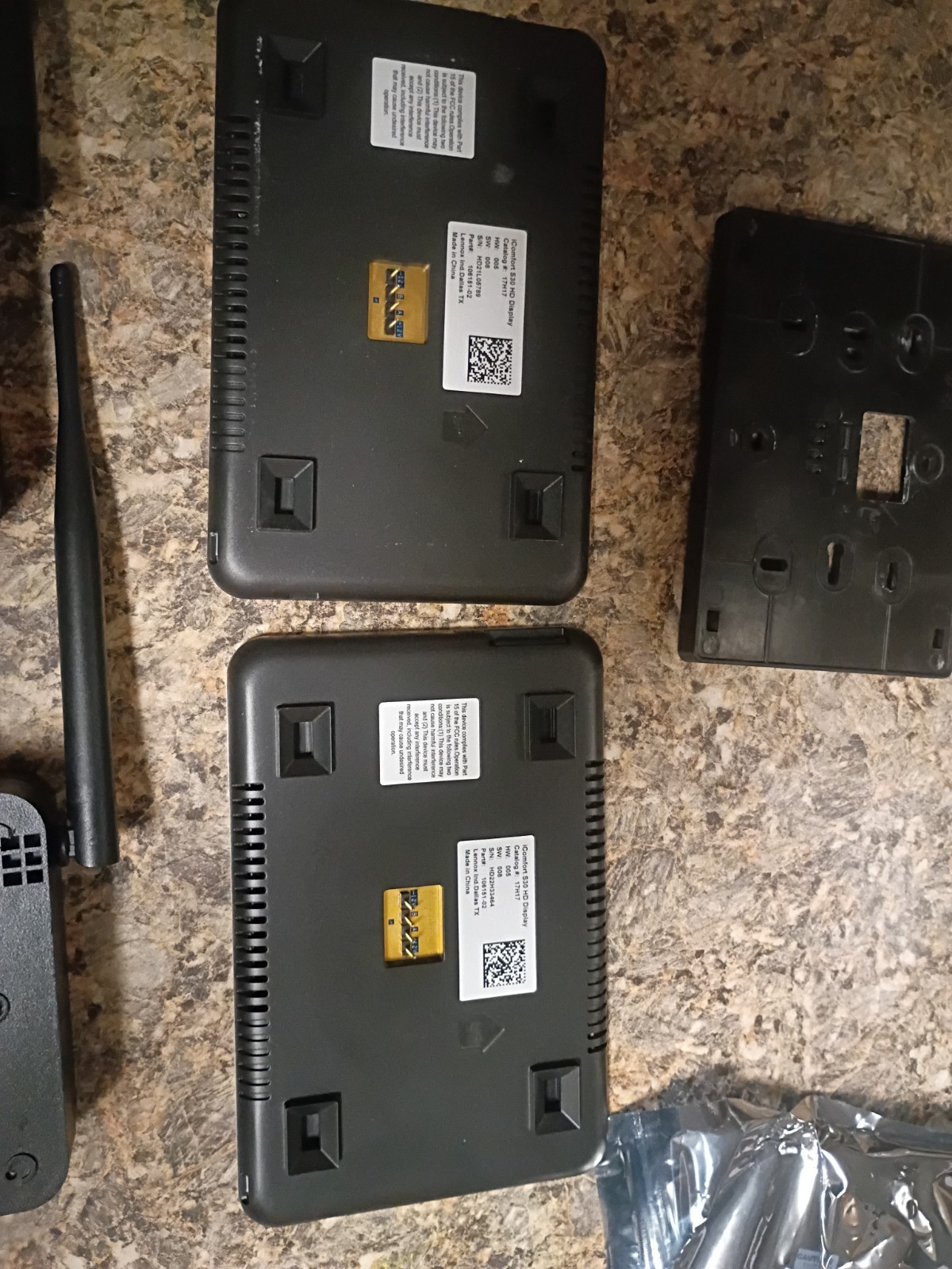 Lennox S30 Lot Untested