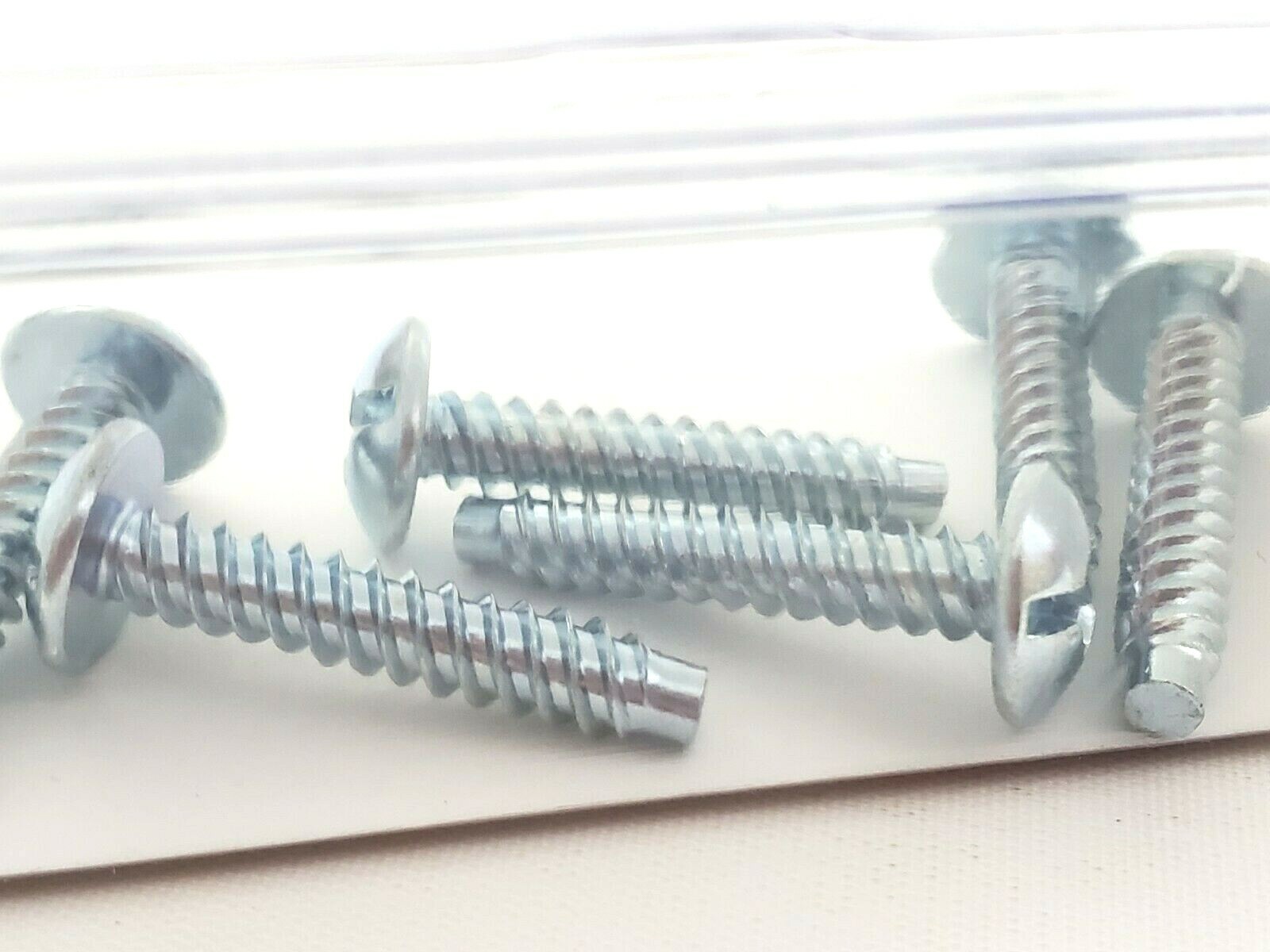 Lot of 10 Eaton LCCSCS Packs Of Panel Cover Screws For Type CH & BR Load Centers