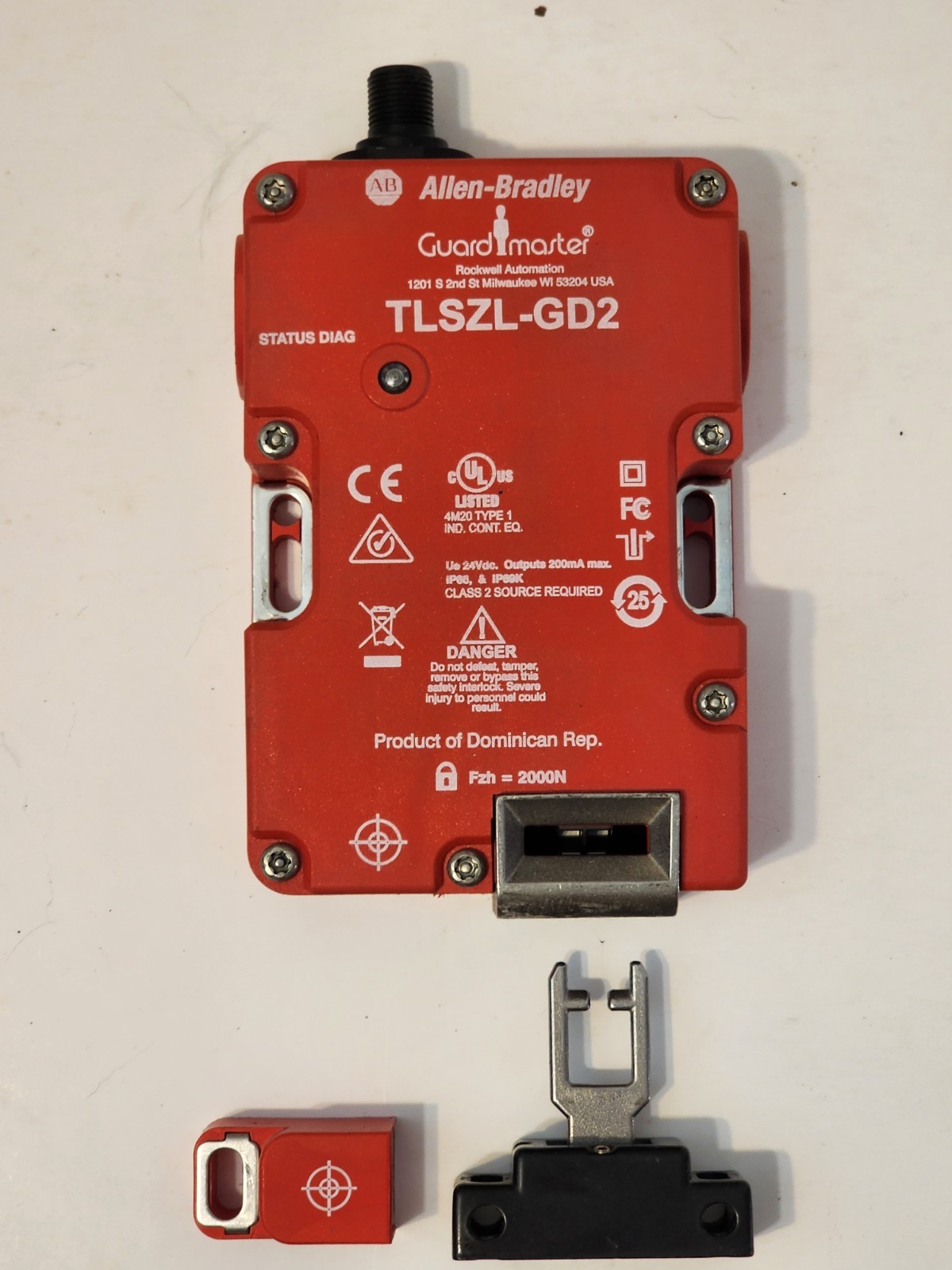 Slightly Used 440G-TZS21UTLH Allen Bradley Guardmaster Guardlock Safety Interloc