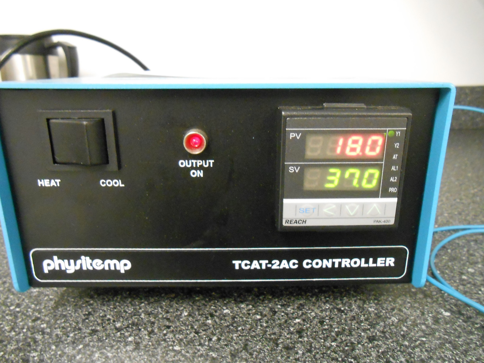 PHYSITEMP TCAT-2AC TEMPERATURE CONTROLLER -200ºC TO +400ºC