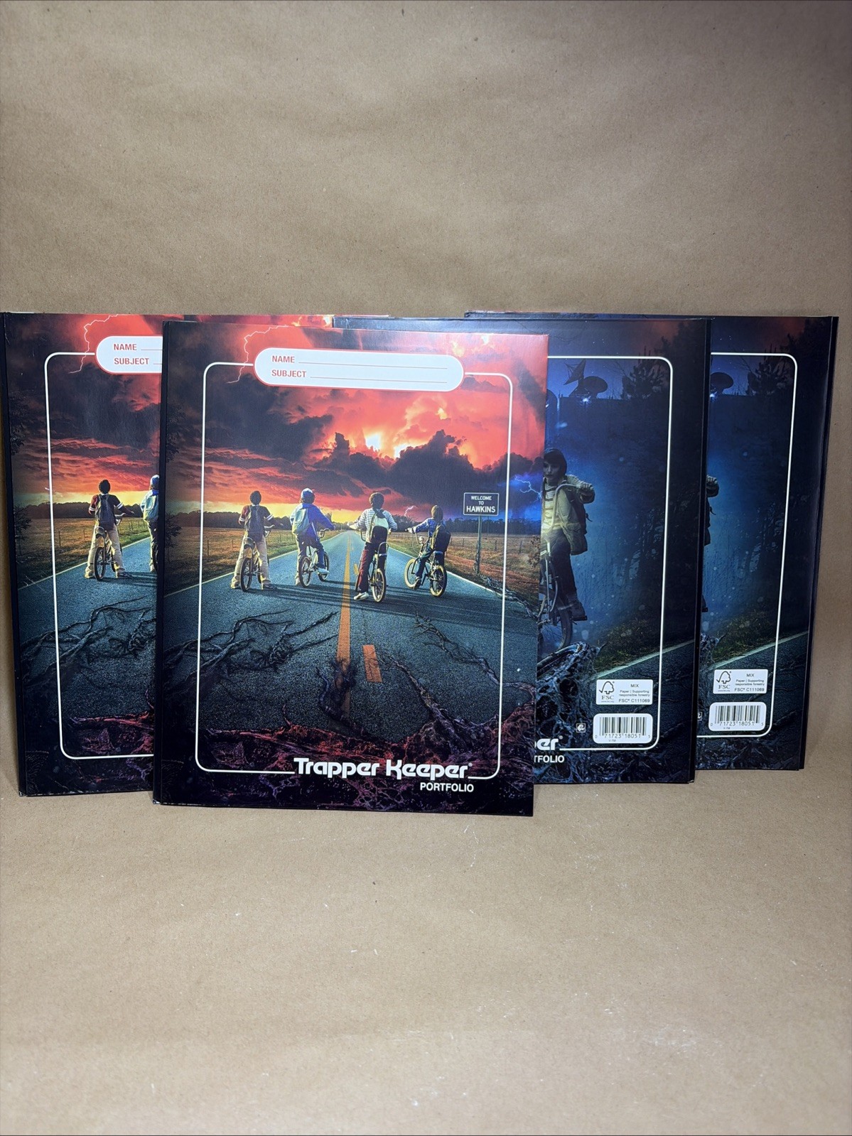 Mead Trapper Keeper STRANGER THINGS Pocket & Prong Paper Folder Lot of 4 12”