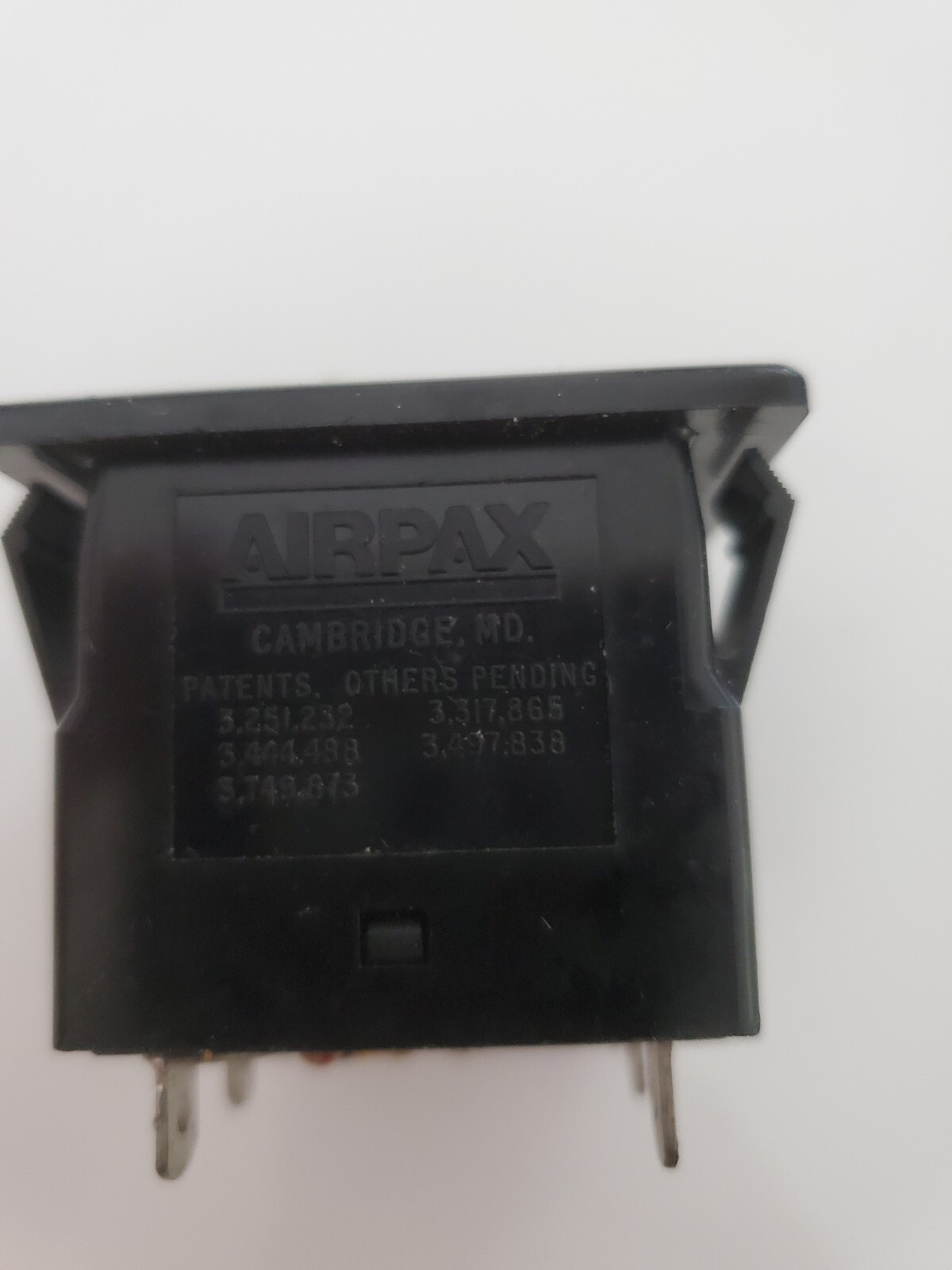 AIRPAX 203-222-1-65-203-4-1-1 Circuit Breakers Cir Brkr