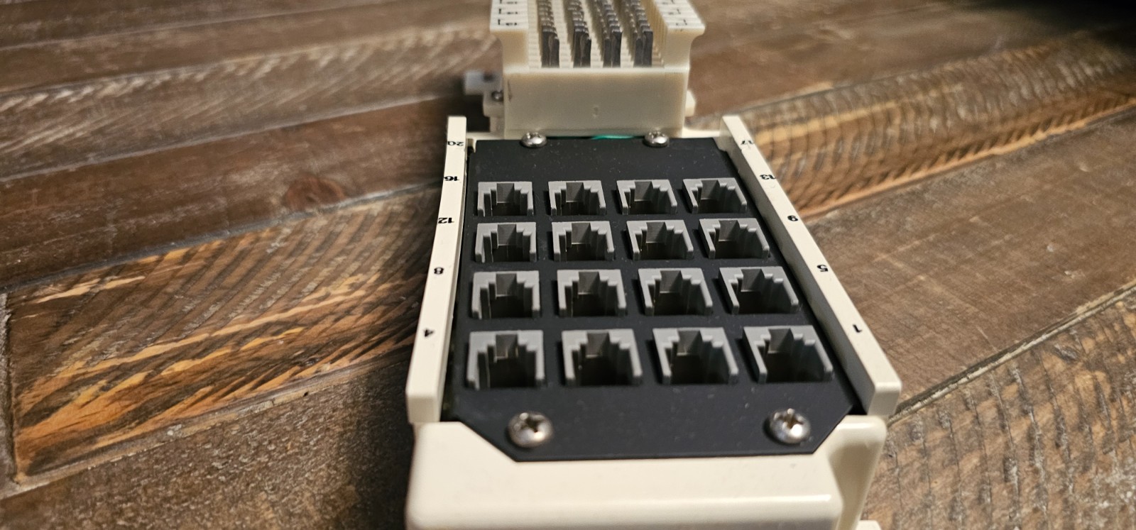 Reliance Comm Tec connecting block R-66Mod-164 – NOS