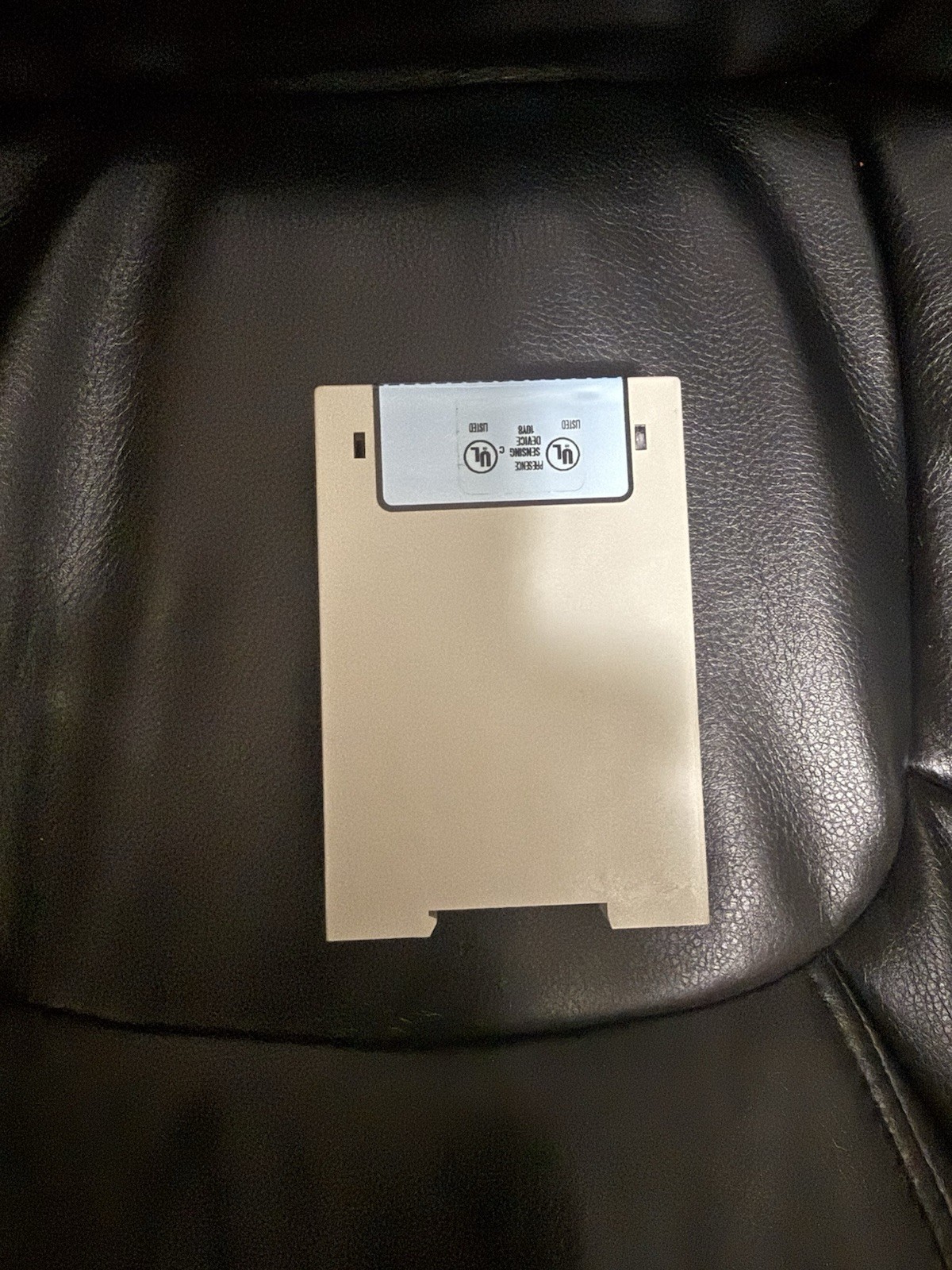 BANNER AT-AM-2A (71976) Safety Relay Module for Two Hand Control Buttons New