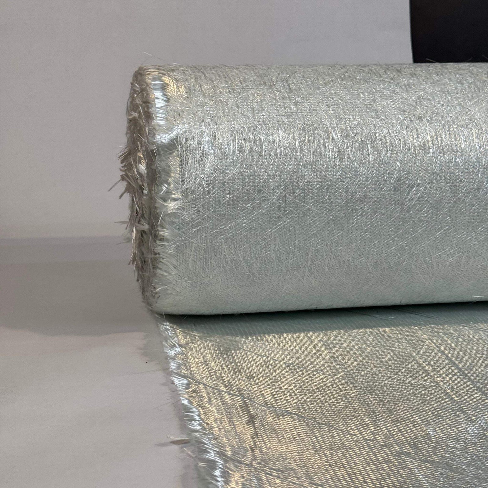 1708 Biaxial Fiberglass Cloth 45/45 w Mat 50″ Wide Marine Repair