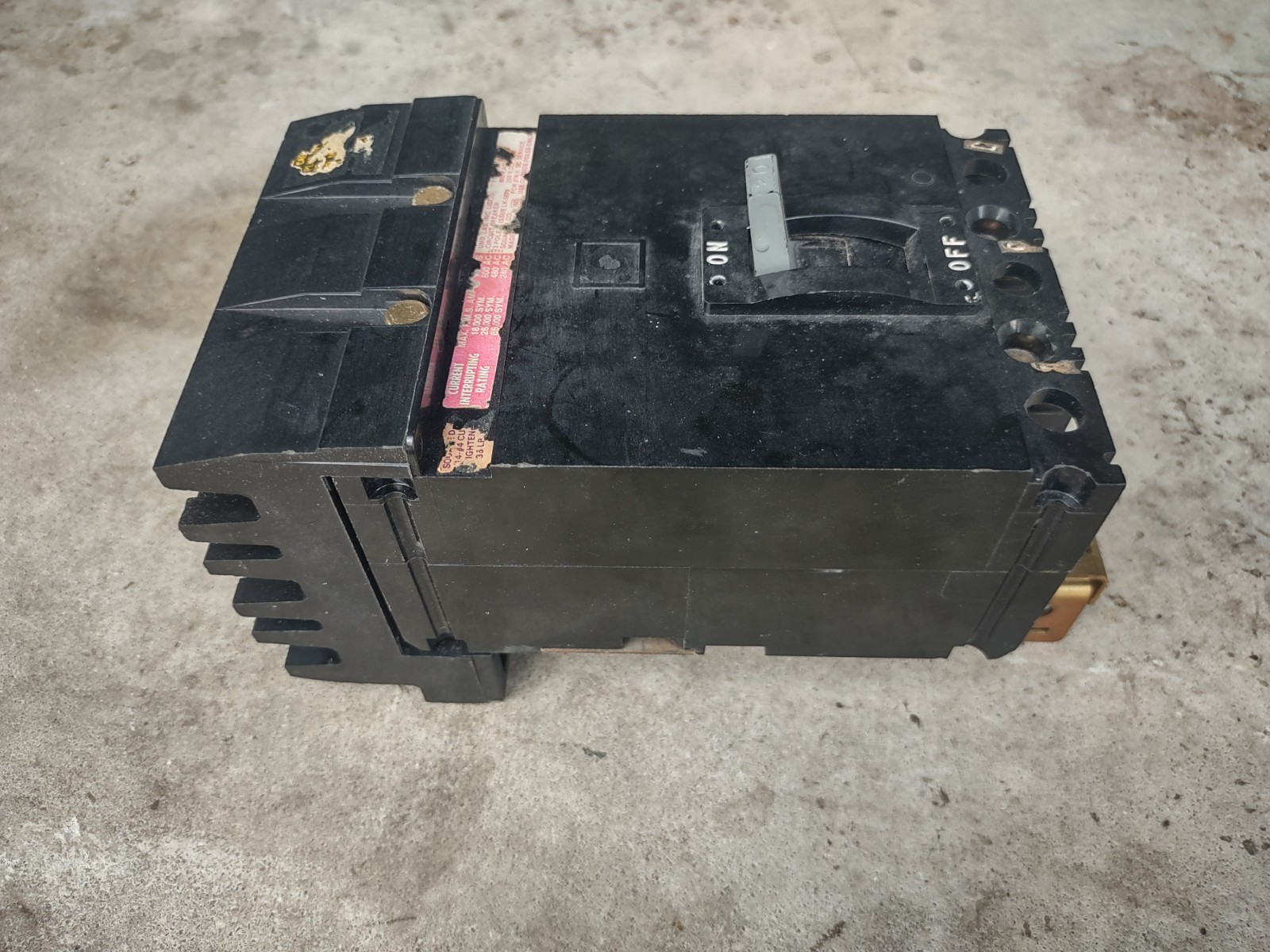 NEW OPEN BOX SQUARE D FH36020 3 POLE 20AMP 600v I-LINE CIRCUIT BREAKER STK H1234