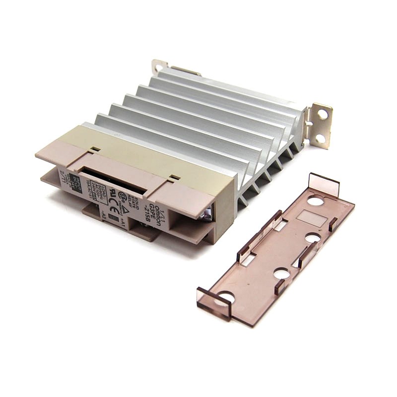 Omron G3PE-215B Solid State 15A Relay 12-24VDC Input 100-240VAC Load SSR