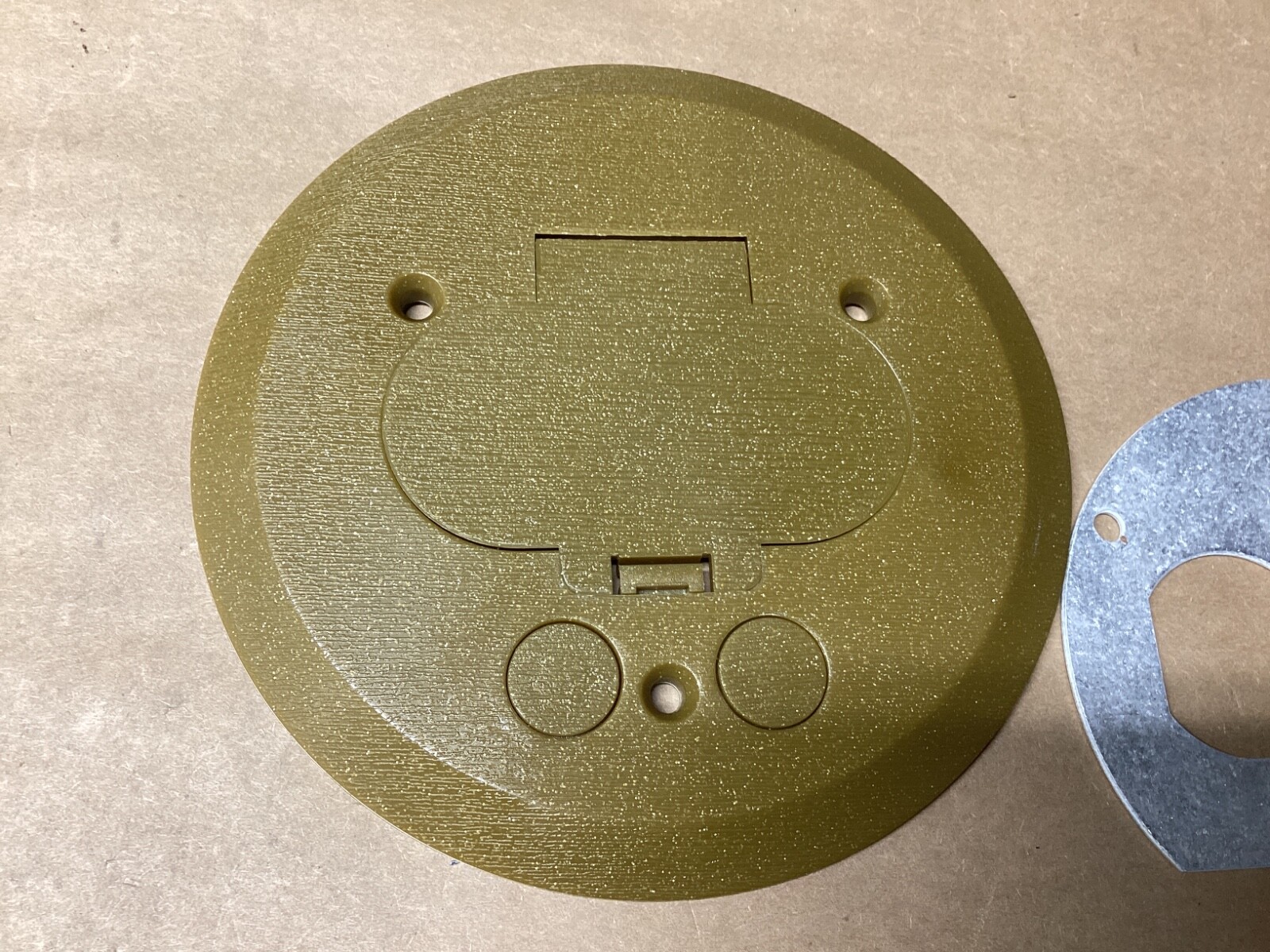 Lew Electric Round Lid Plastic Flanged Duplex Floor Box DFB-3 #104F128PR6*CO