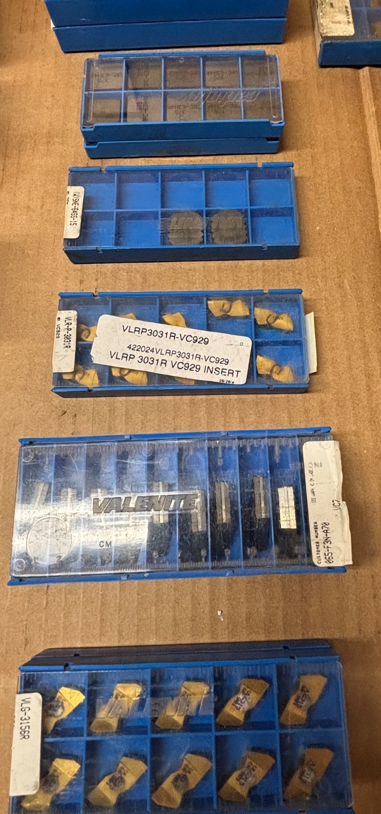 VALENITE Carbide Inserts – VARIETY – 875+ inserts – 122 packs – 27 lbs. – NEW