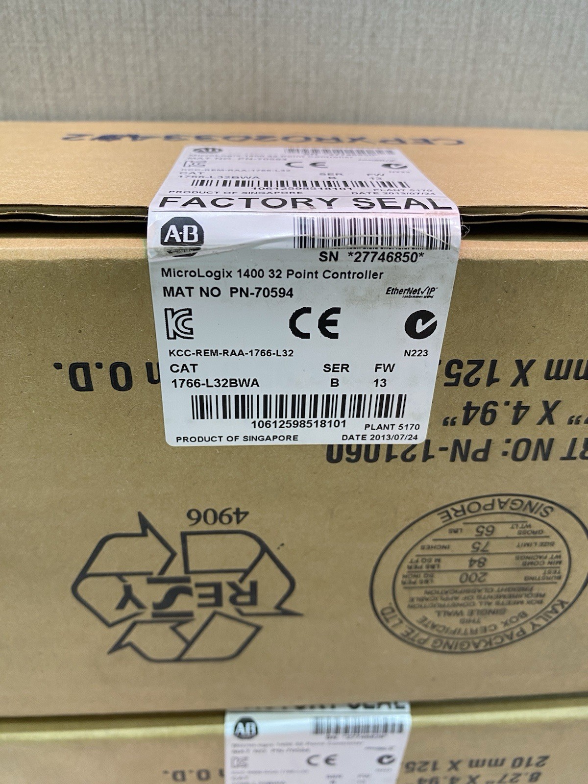 Sealed Allen Bradley 1766-L32BWA Ser.B MicroLogix 1400 PLC Processor