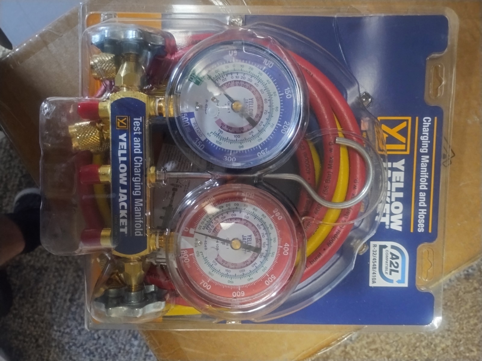 Yellow Jacket 42036 Mechanical Manifold Gauge Set,2-Valve,R-32,R-454B,R-410A