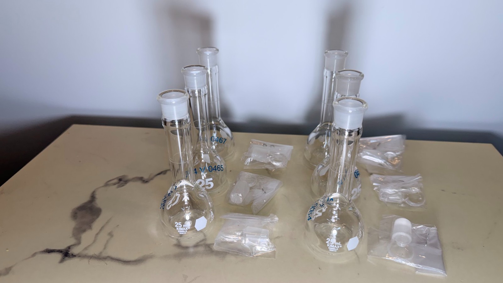 KIMBLE KIMAX Glass 25mL Heavy-Duty Volumetric Flask #13 GLASS Stopper DWK92812G-