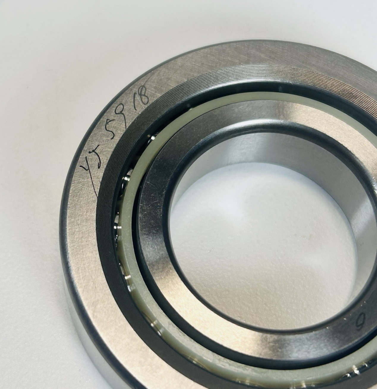 NACHI 30TAB06U GMP4 Bearing 30x62x15 mm 30TAB06-U-GM-P4 Japan. N.O.S.