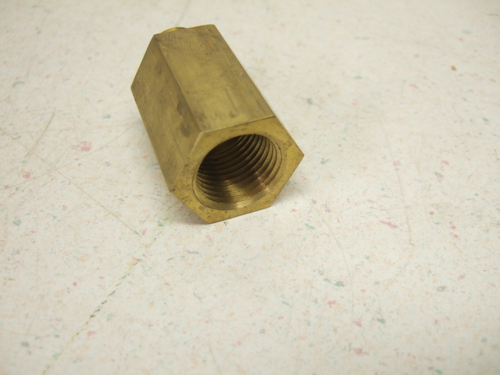 Solid Brass Pipe Fitting Adapter NPT 3/8″ Male x 1/2″ Female, Made in USA