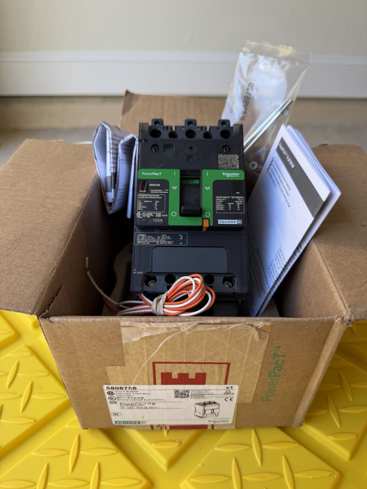 Square D PowerPact BDL36125-SNLU 125A 480V 3P Circuit Breaker New *40 In Stock*