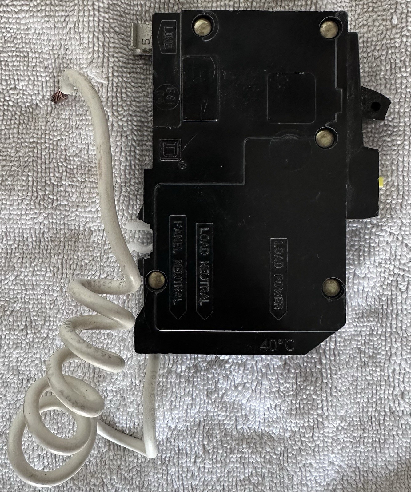 Square D QO120GFI 20 Amp GFCI Circuit Breaker QO 20A w/ Neutral Pigtail