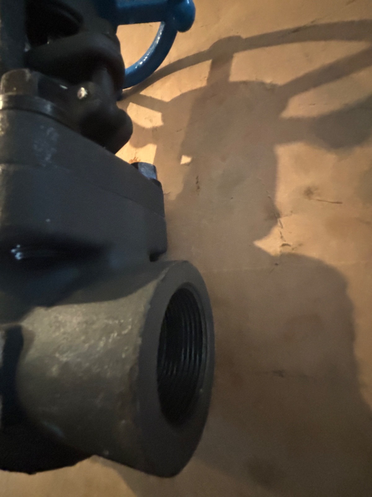 Sharpe 34834 1-1/4″-800Lb Gate Valve 1975 PSI @ 100F Threaded connection fast sh