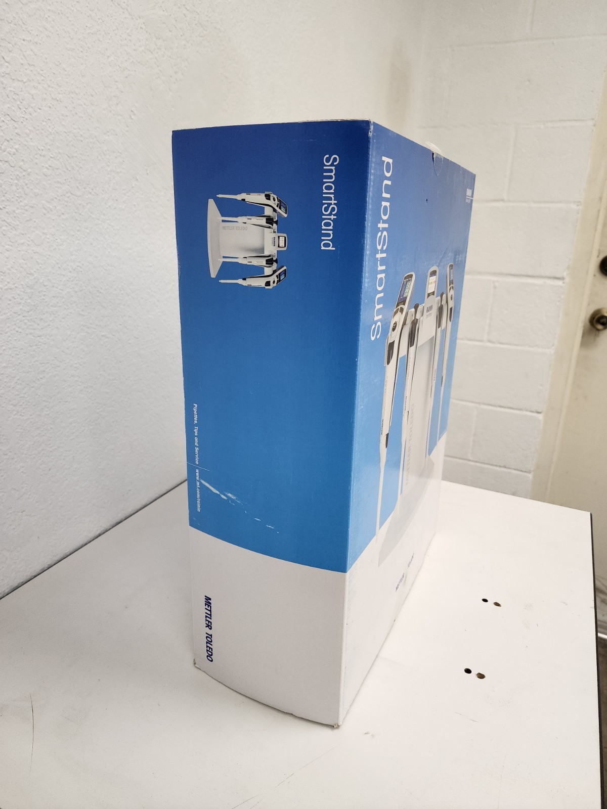 New In Box Mettler Toledo Rainin Smart Stand SCS-B w/ Power Adapter 30312897