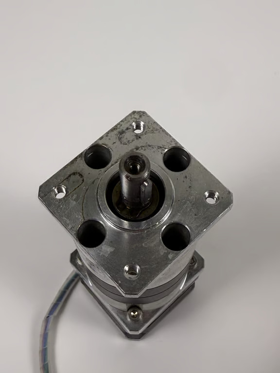 IMS Gear PM 42 19:1 Planetary Gearhead w/ Lin Engineering 4118S-02-40RO