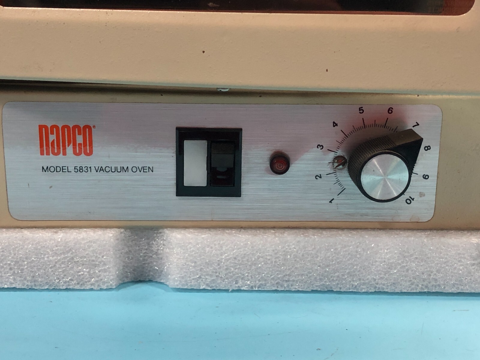 Napco Model 5831 Vacuum Oven, 120V, 60Hz, 1PH, 550W. 4.6A, 190962