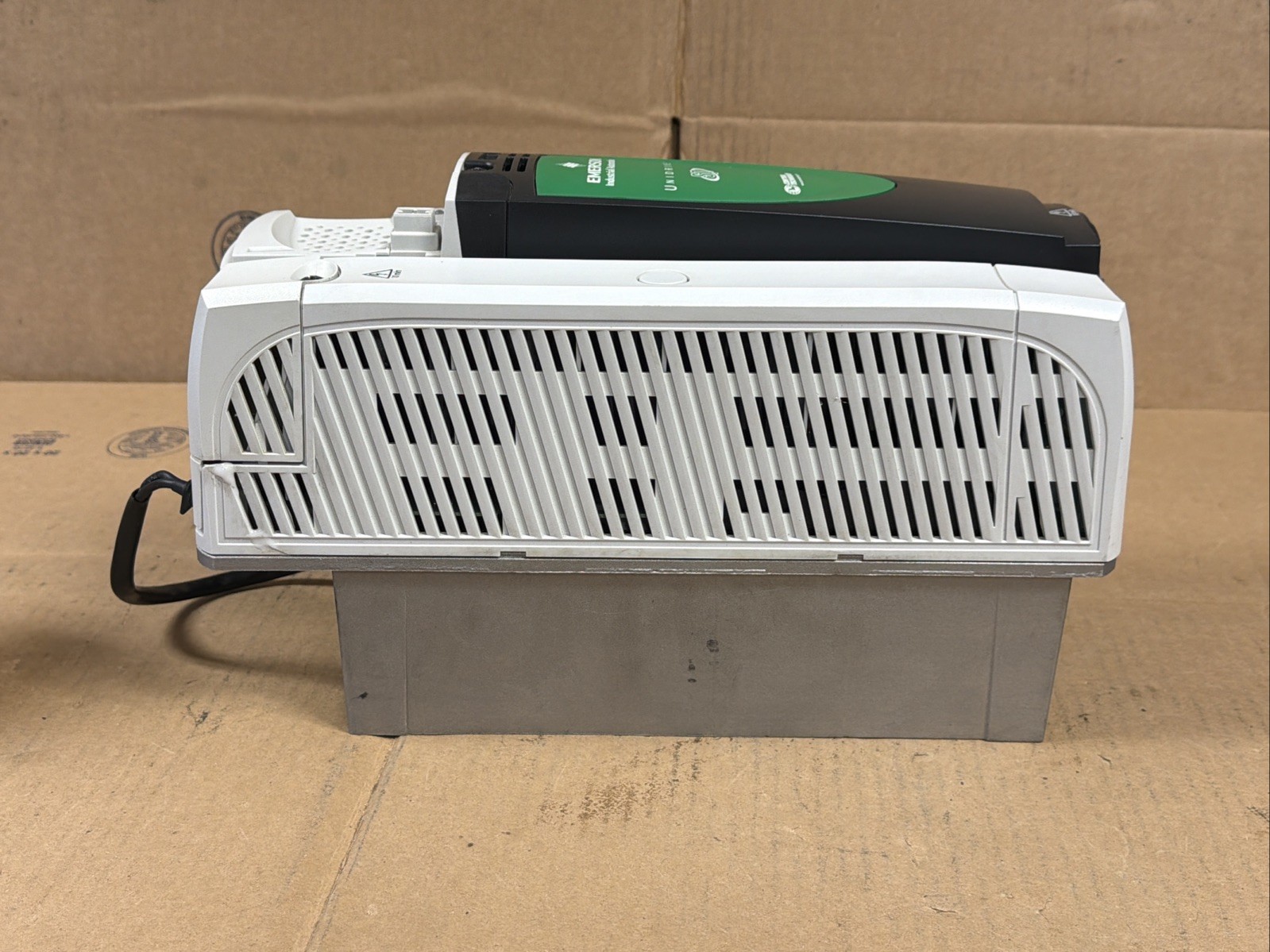 EMERSON Control Techniques SP2402 UNIDRIVE 7.5/11kW REFURBISH WARRANTY FAST SHIP