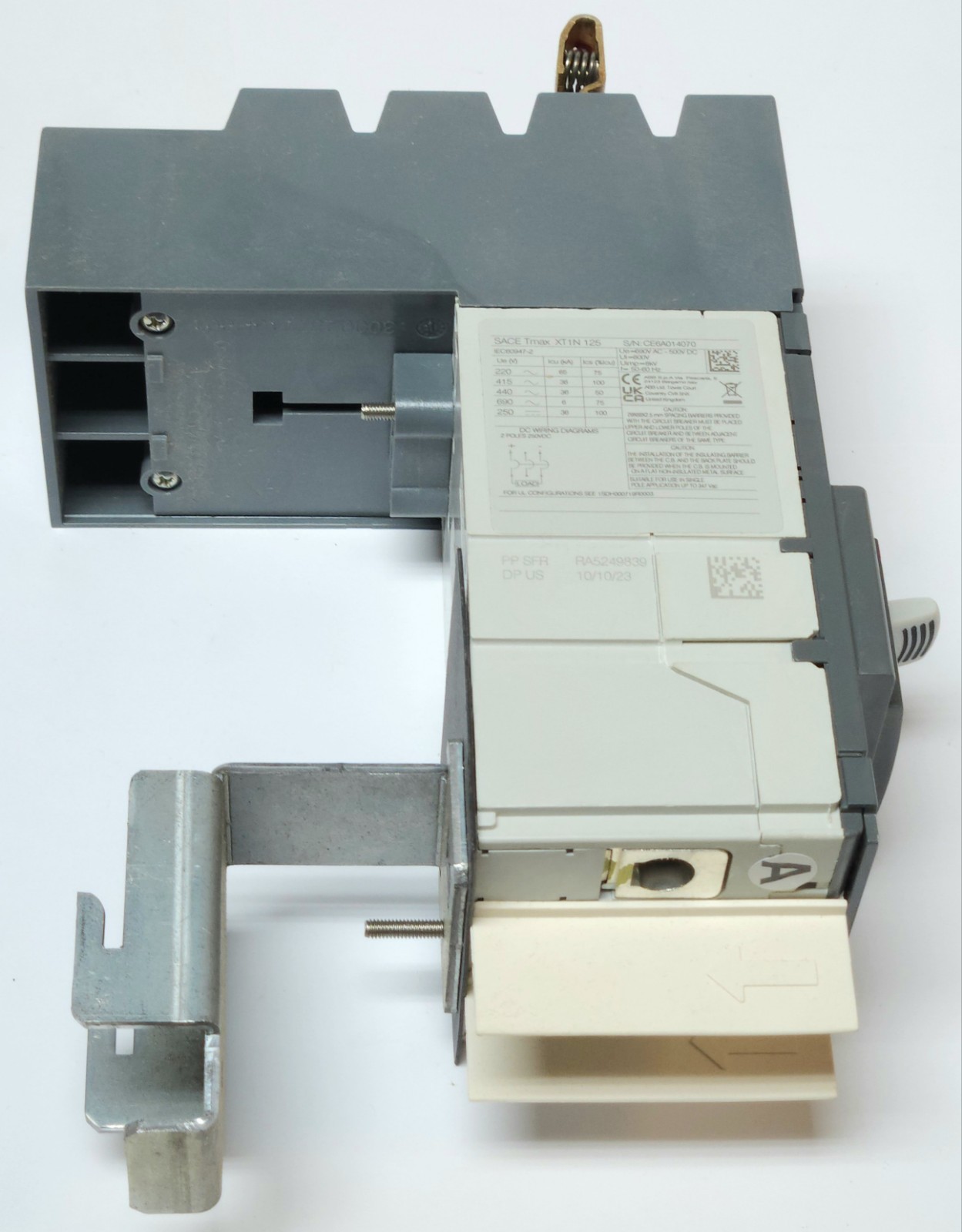 ABB SACE TMAX XT1 N 125 3 Pole 100 AMP XTIN 125 With LSC Plug In Mounting Module